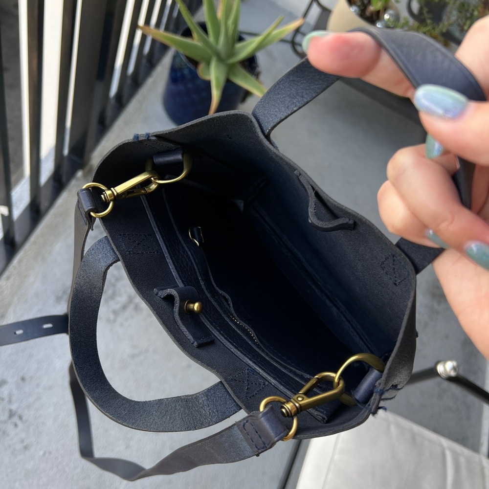 Madewell Dark Blue Leather Crossbody Bag - Picture 7 of 7